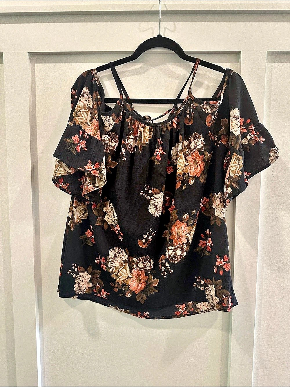 On the Road Floral Cold Shoulder Blouse Black Size M